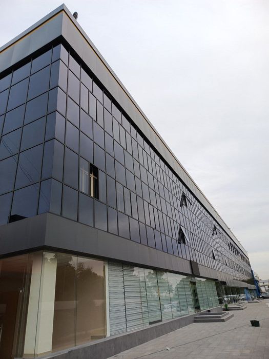 Oyna yuvish bino yuvish fasad moyka bruschatka yuvish