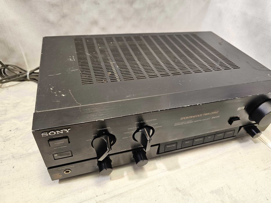 Sony F411R twin drive 2x50W 4 - 8 ohm