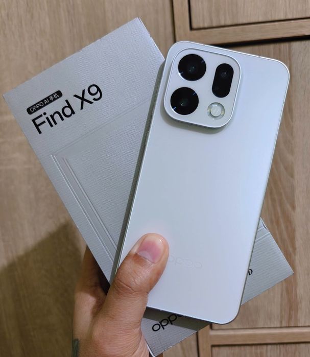 Oppo find x9 cu husa magnetică wireless charging