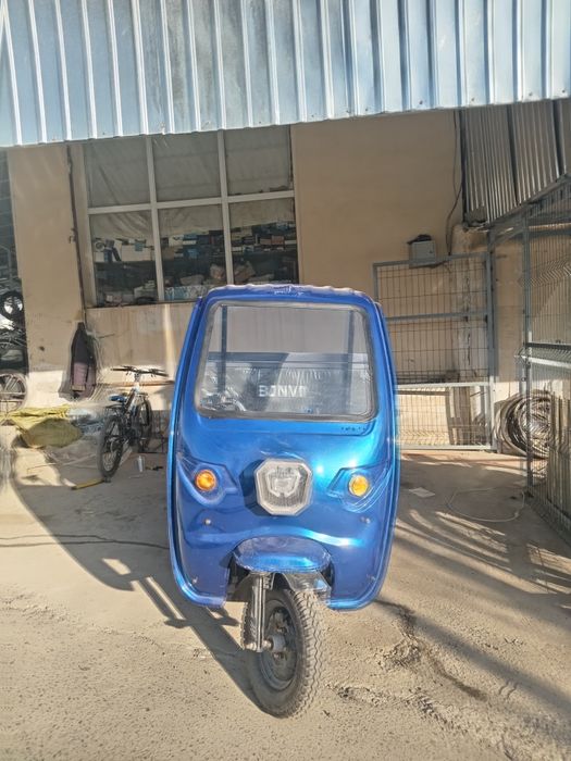 Polu kabına Kazerok Tom lobovoylik