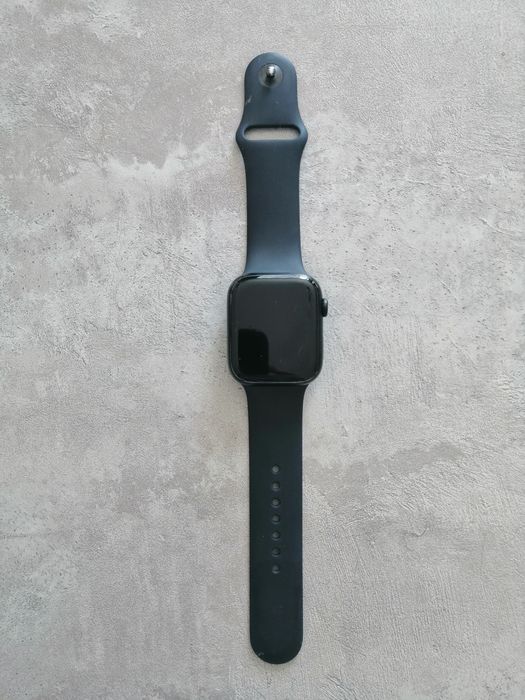 Apple Watch Series 8 НА ЗАПЧАСТИ
