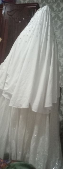 Бир марта кийилган  келин куйлаги сотилвоти срочно пул кераклиги  учун