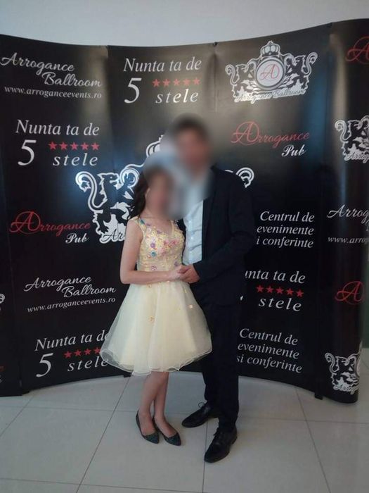 Rochie de ocazie cu floricele 3D