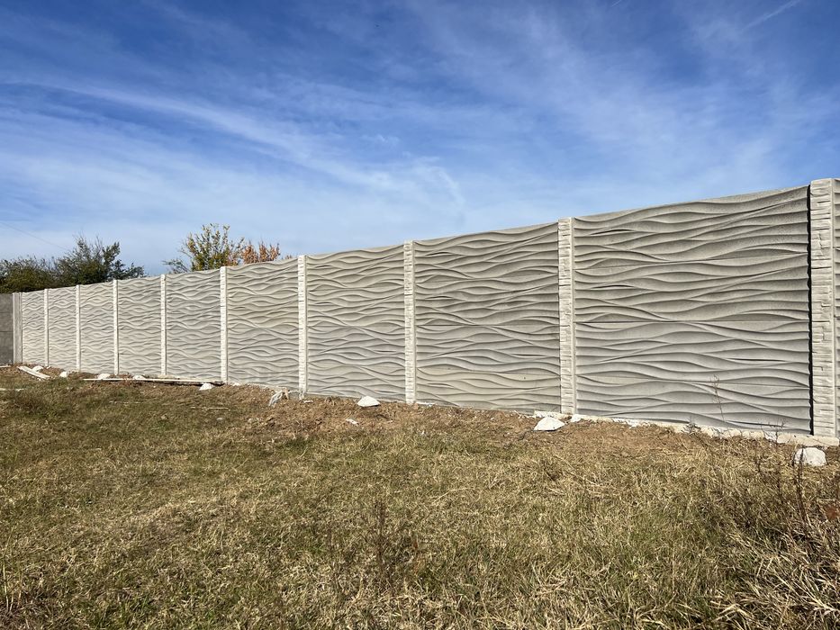 Gard din placi de beton