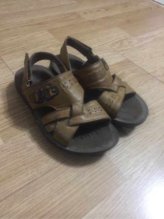 Продам Сандали и туфли