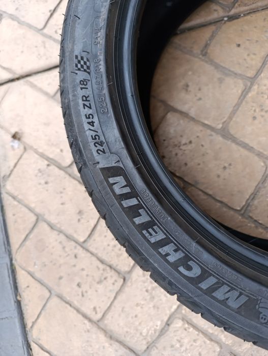 Летни гуми Michelin 225/45/18 Pilot sport 4