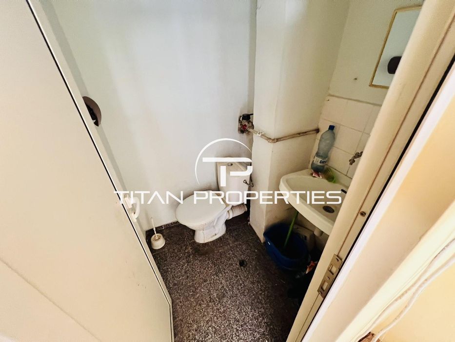 Дава се под наем Магазин в Бургас, Възраждане - 30 кв.м за 300 € - Снимка #3
