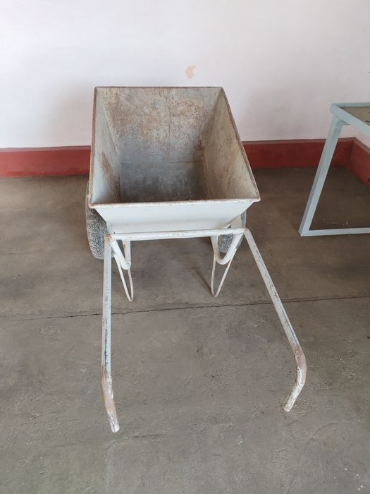 Тачка стройтельный