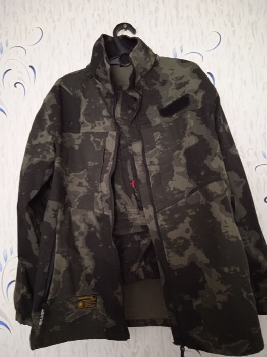 Продам летний костюм.