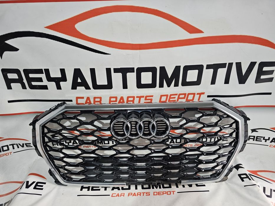Grila radiator Audi Q3 S Line dupa 2019 cod 83F853651