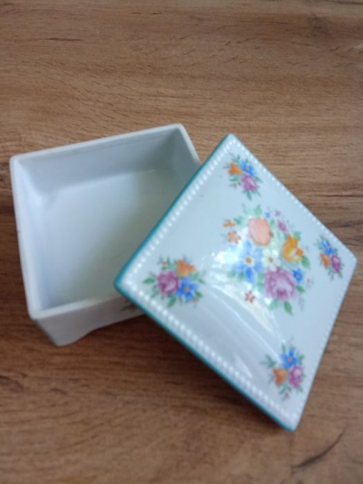 Шкатулка фарфоровая Германия