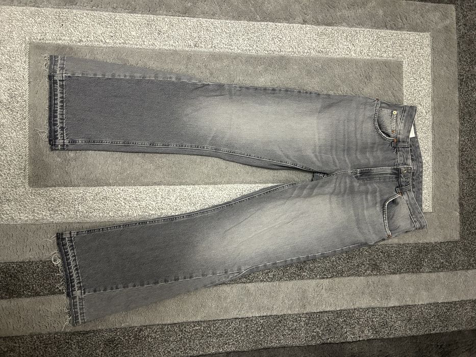 Blugi zara flared gri