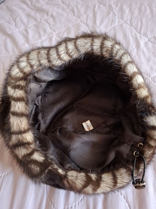 Шапка-берет из меха норки