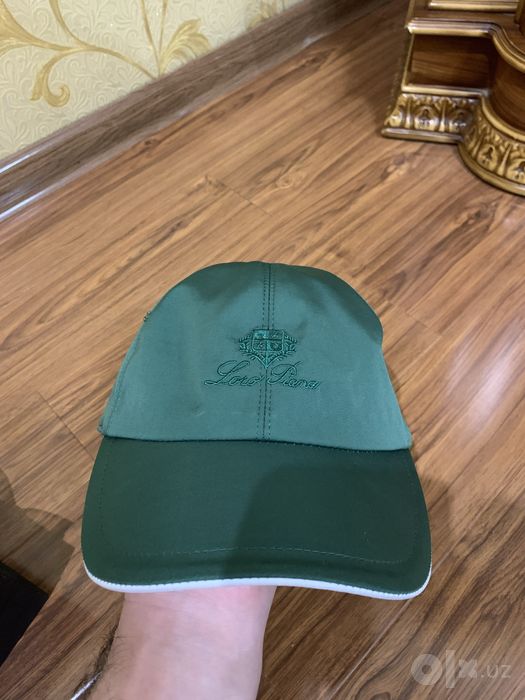Loro piana kepka