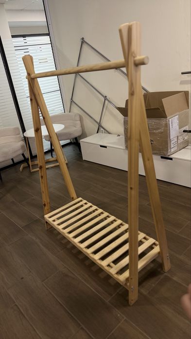 Рейлы для детской одежды (вешалка)