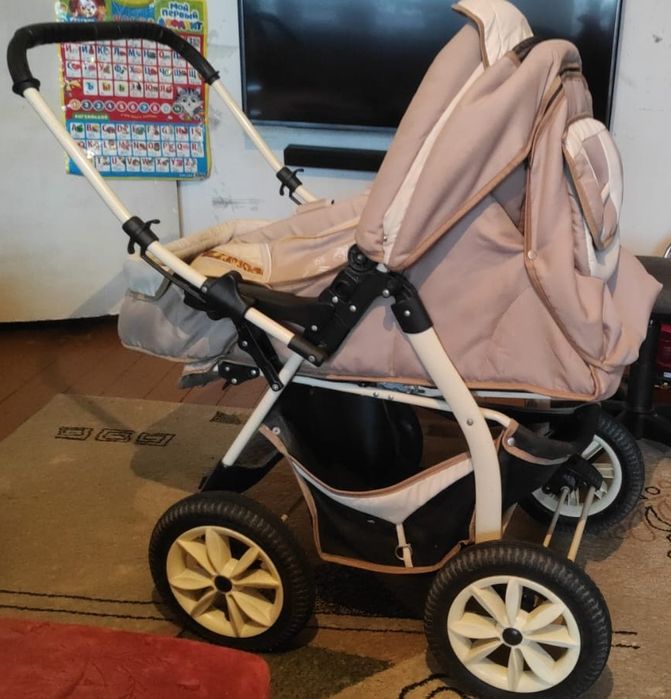 Продам коляску Б/У