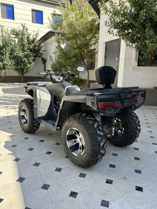 Продается квадроцикл с пробегом 108 км обьем 300 см/куб