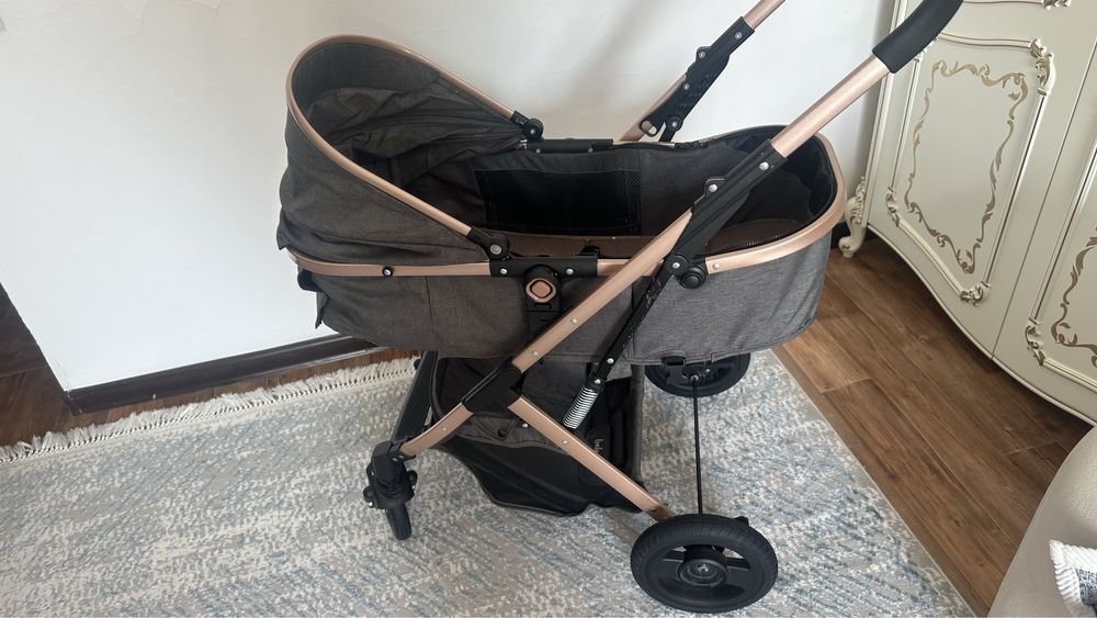 Детская коляска прогулочная