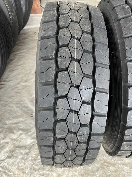 2 Нови товарни гуми 225/75R17.5 Bridgestone R-Drive 002 129/127M M+S