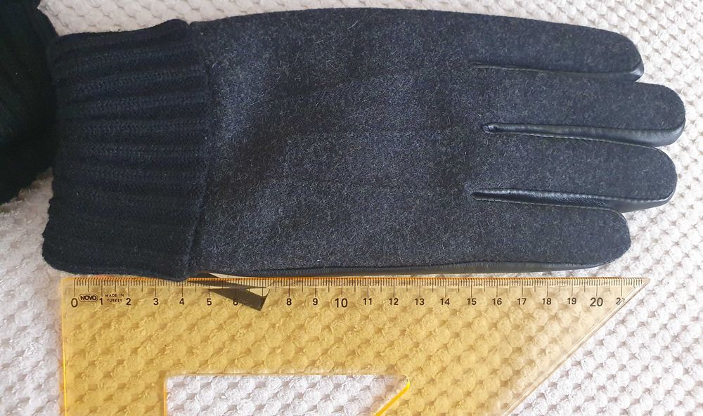 Ръкавици, мъжки, марка CELIO, нови, с етикет