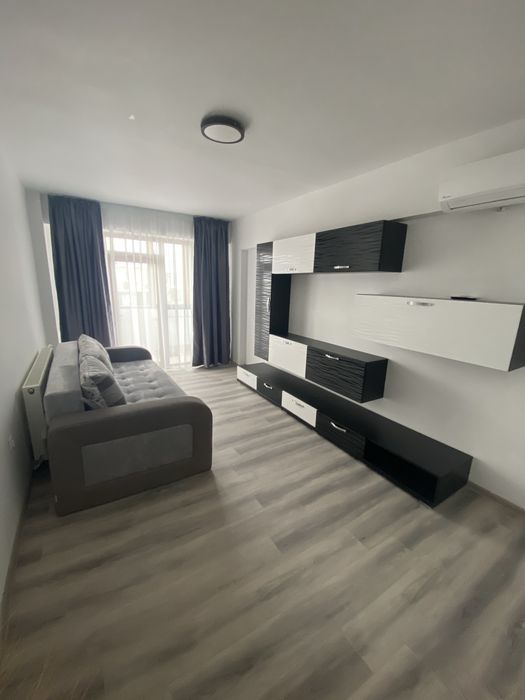 Inchiriez apartament!!