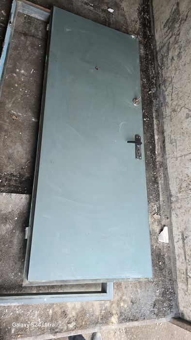 Двери входные железные бу