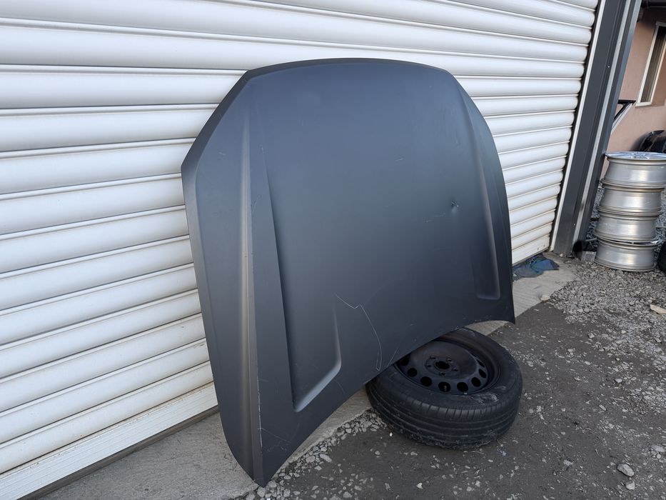 Преден капак за VW Touareg (2018-2026)