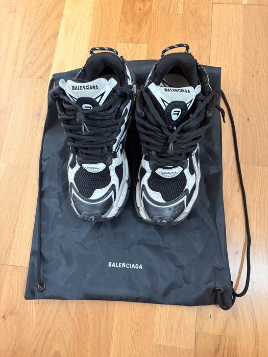 Balenciaga runners