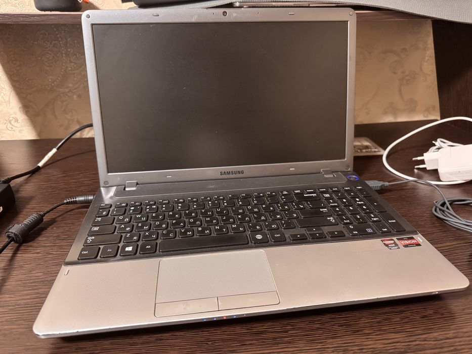Продается ноутбук Самсунг