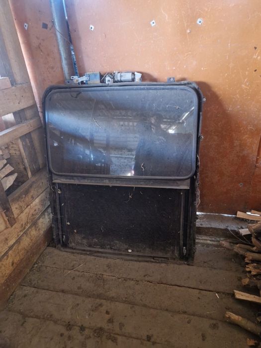 Люк Камри 10 в сборе