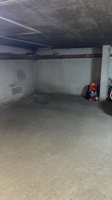 Подземно паркомясто в центъра на Пловдив