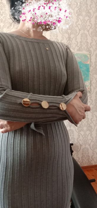 Продаю платье "лапша"розовое и серое.