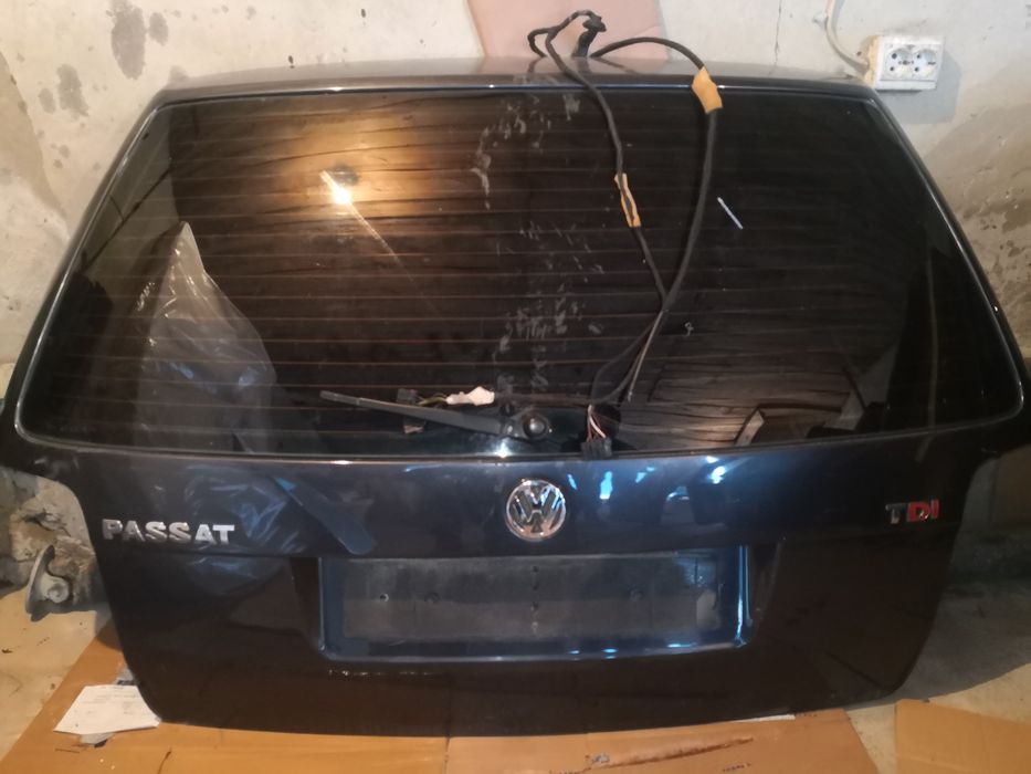 Haion Passat b6 și alte mașini