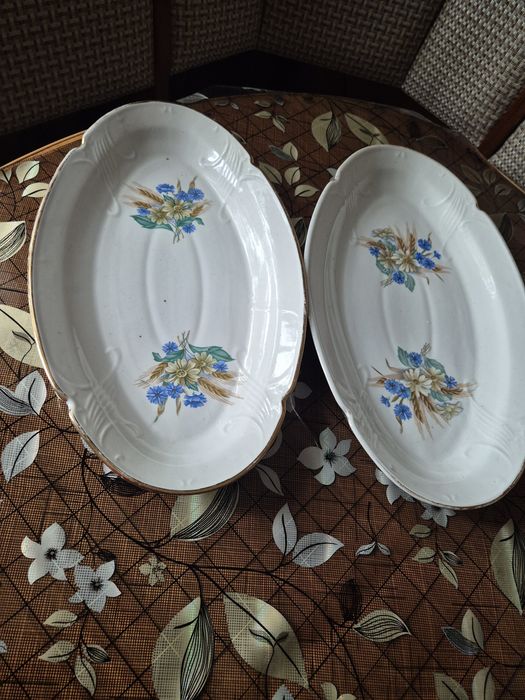 Продам супницу и тарелки!