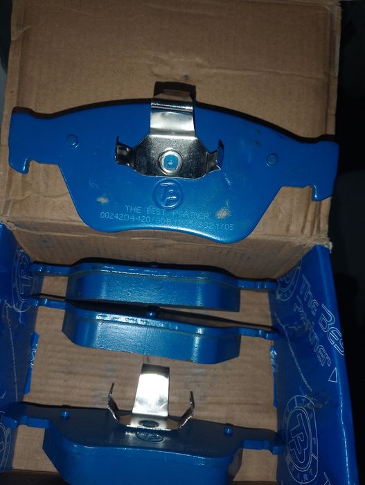 Колодка от мерса 6000