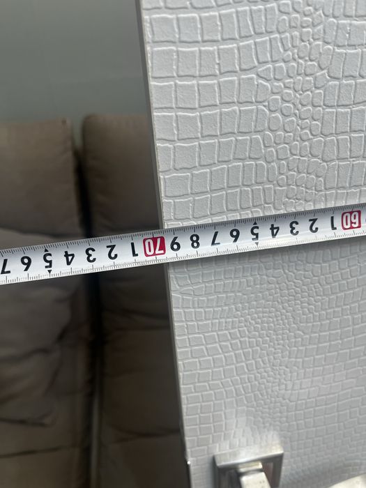 Продам дверное полотно 2 шт. Б/у