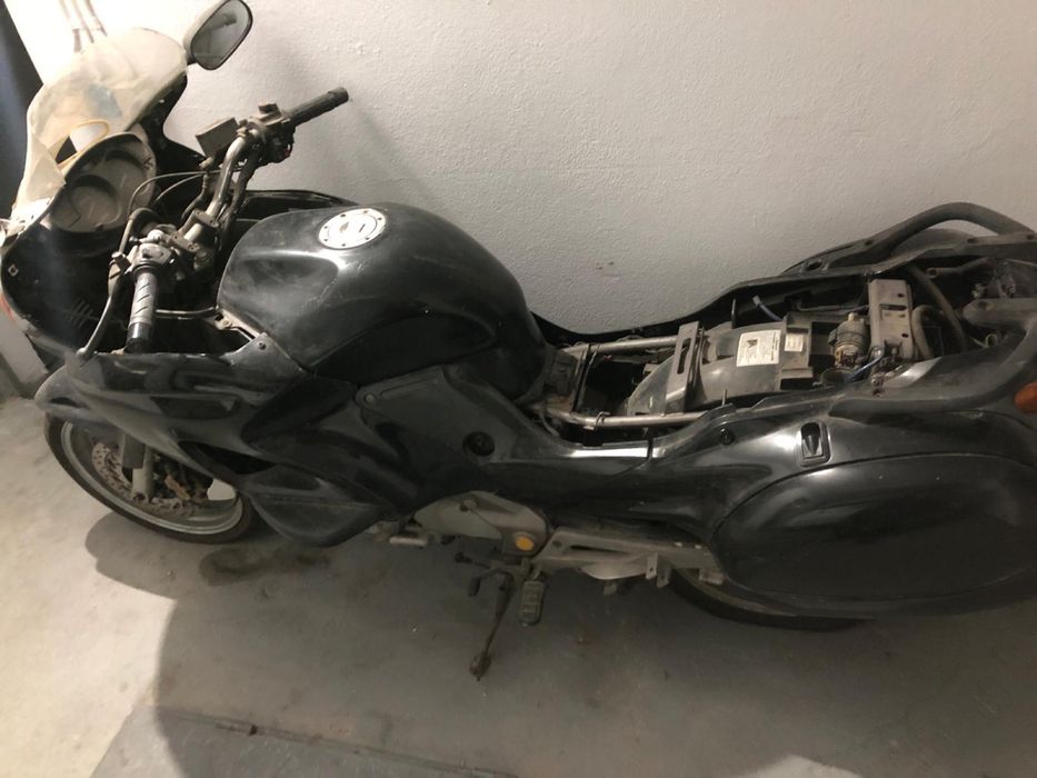 Honda Deauville NT650V (RC47)