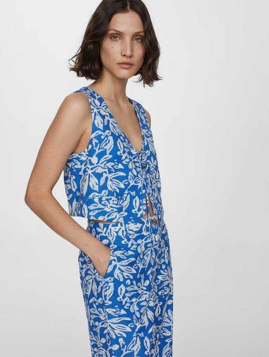 Нов сет на mango - елек с връзки и панталон