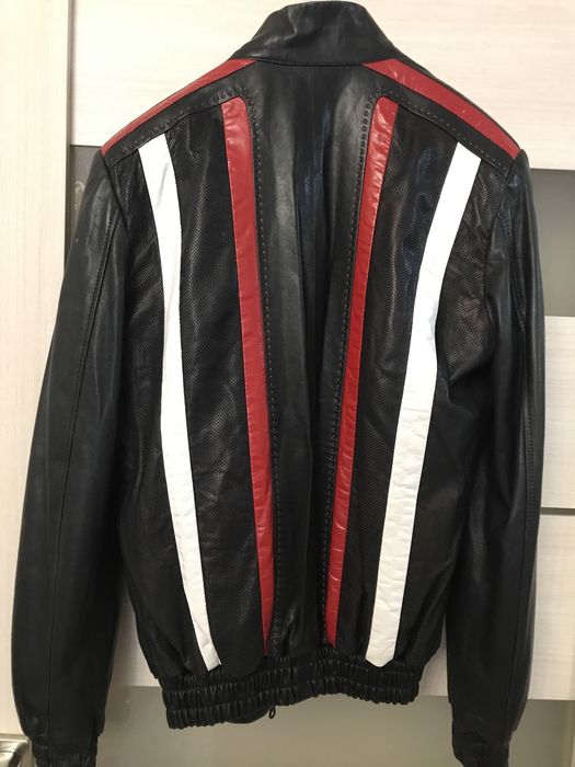 Продам кожанную куртку