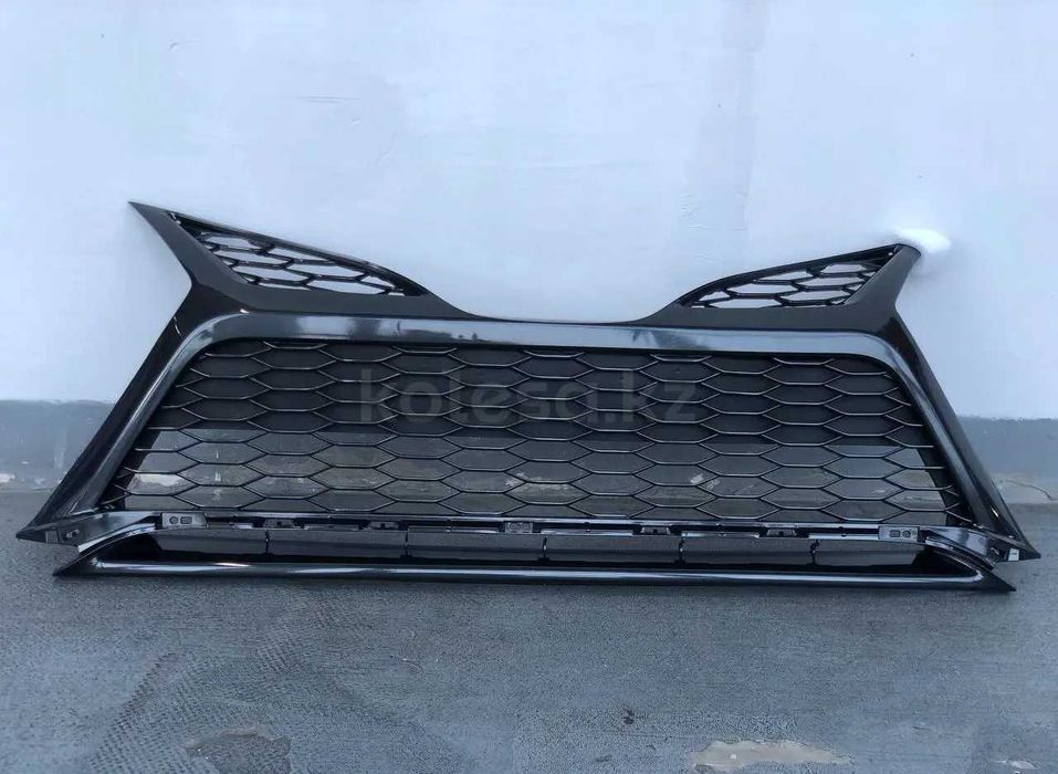 Решетка бампера радиатора Toyota Camry 75 (SE) Камри 75 (SE)