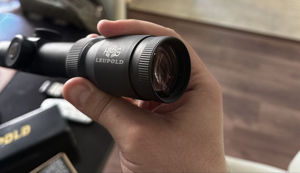 Чисто нова оптика Leupold VX-Hog 1-4x20 (Pig-Plex)