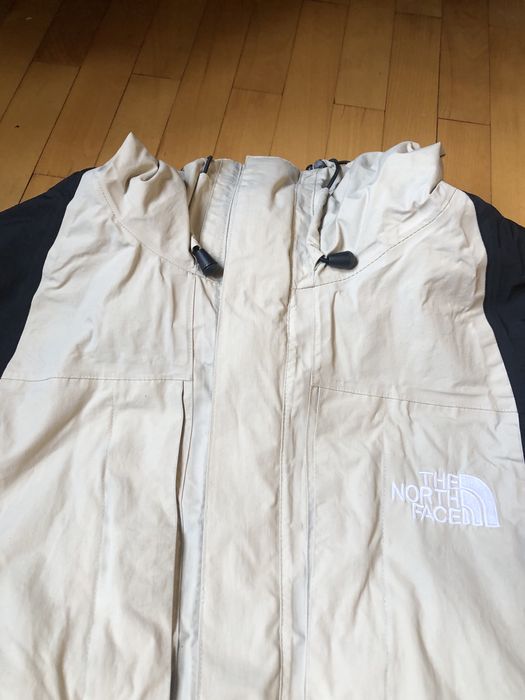 Преходно яке THE NORTH FACE