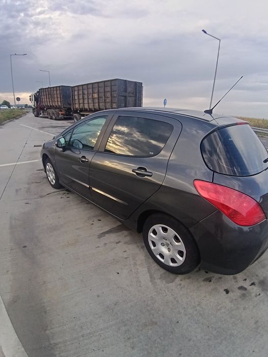 Vând Peugeot 308