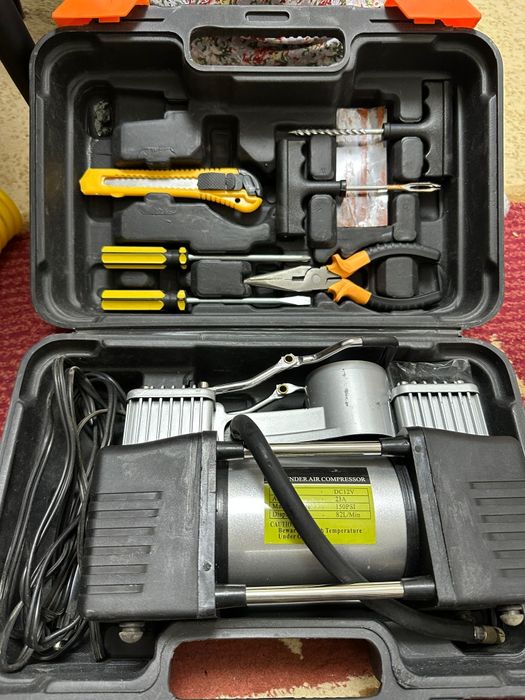 Компрессорный насос для лёгких автомобилей