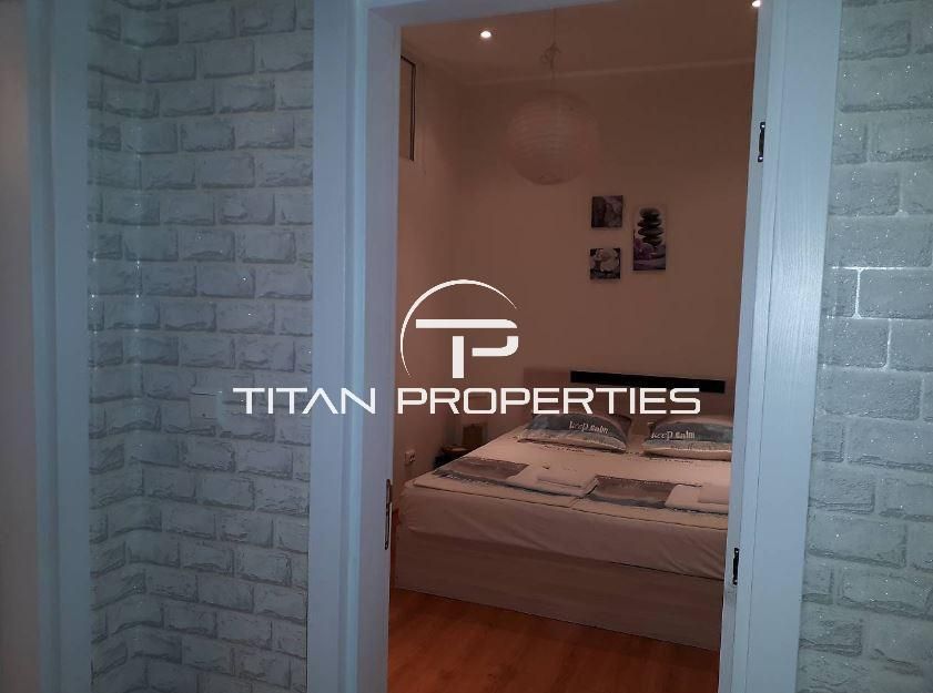 Дава се под наем Тристаен апартамент в Варна, Център - 85 кв.м за 500 € - Снимка #5