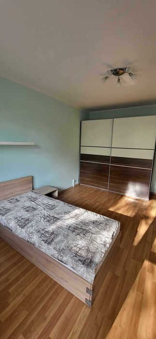 Двустаен имот в кв.Света Троица