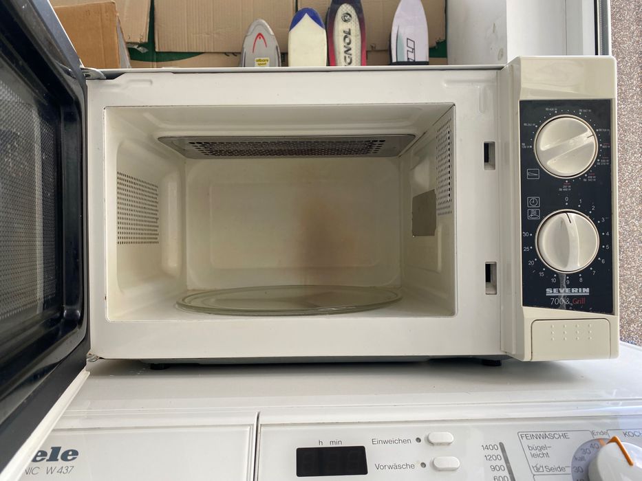 Микровълнова печка с грил Severin-мод.MW7810,бяла