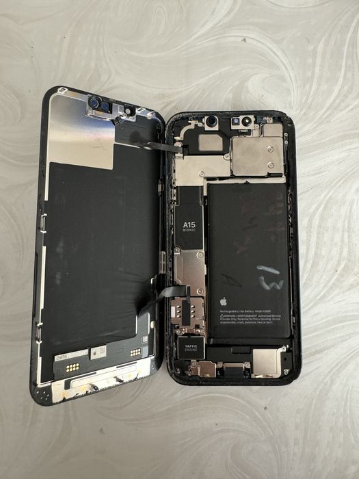 Iphone 13 части