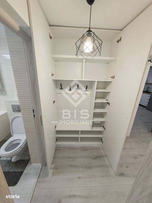 Apartament 3 Camere C.R. Vivu/Parcare/Anaf