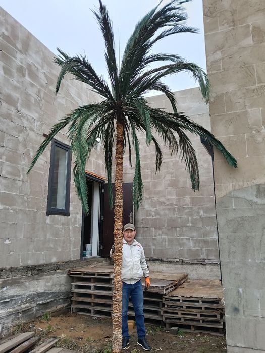 Продам искусственные пальмы